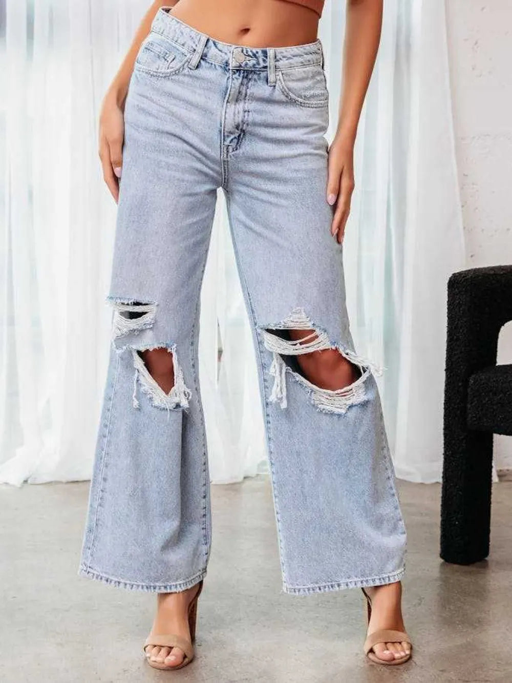 Luxue Edge Distressed Wide-Leg Jeans
